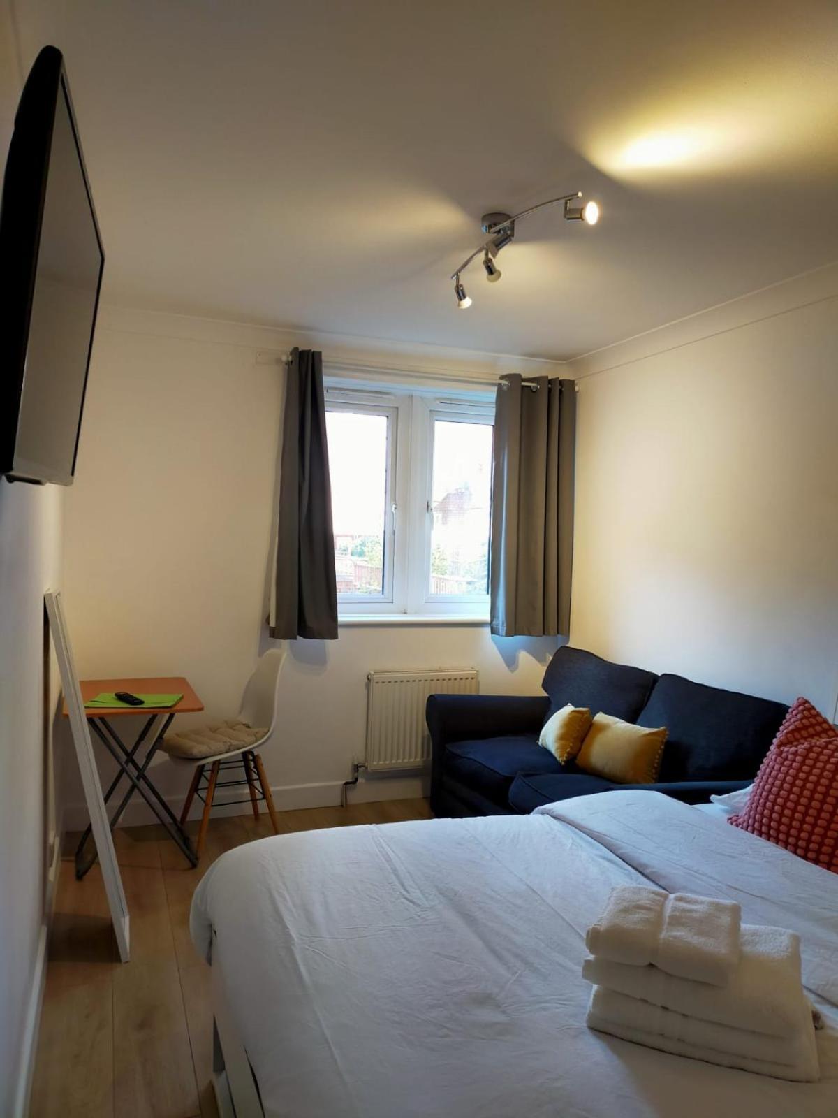 Apartamento Cobbold Court Share Flat Londres Exterior foto